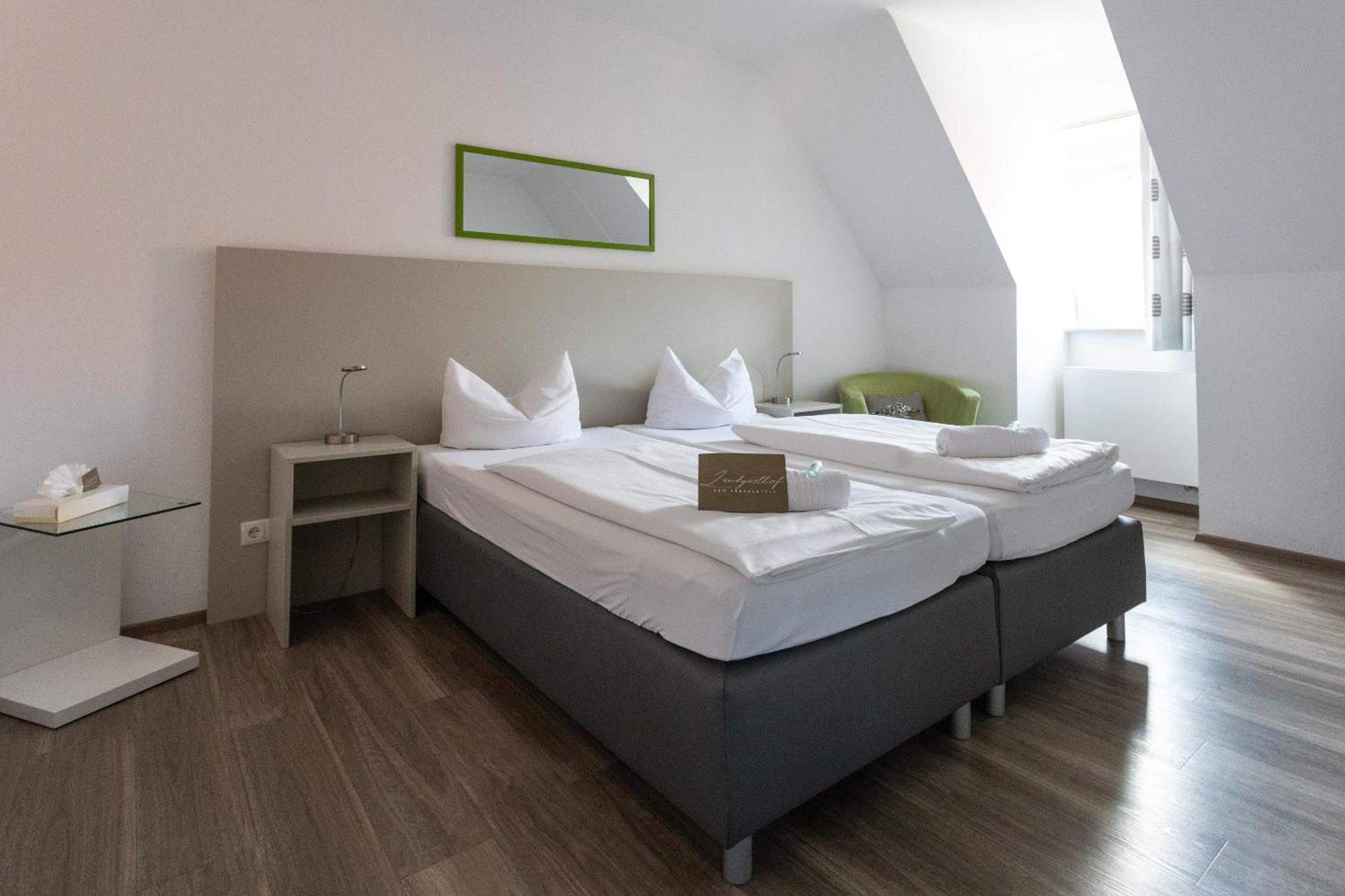 Hotel Landgasthof Zum Kaffelstein Kreuzwertheim Buitenkant foto